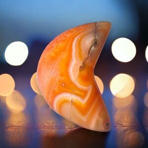 Carnelian‎ Crystal Crescent Moon Carving Meditation Stone